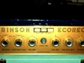 Binson Ecorec 1955, Gold Plexi front. Vroege 6 knops uitvoering met verzonken koppenplaat en nog zonder toonregeling. Op display staat nog Ecorec, later gewijzigd in Echorec.