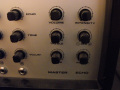 Klemt E100 70 jaren PA met Echo Intensity Mix Repeat en geintegreerde versterker EL34 100 watt muziek, display rechts.