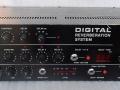 Dynacord DRS78 digital delay 1978 met echo 3 settings  en reverb 4 settings, front.
