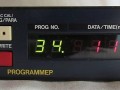 Korg SDD-2000 Sampling Digital Delay, front midden rechts.