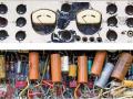 Krebs Tape Echo tube Amp 15 watt met vibrato, circuit met 19 knoppen.