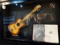 Toledo  Rosetti 276 van George Harrison in het The Beatles Story Museum in Liverpool.