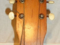 Tonica Spaanse gitaar made by Egmond, gelijk aan Combo, headstock front.