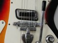 Meazzi Baby Jupiter solid gitaar 1965, accessoire snarendemper.