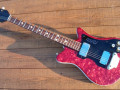 Meazzi Muzikette solid gitaar 2 pickups Sparkle Red 1961-1964, front.