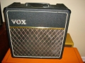 Front Vox AC10 1965, zwarte grillcloth.