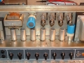 Vox AC30 uit CBS-Arbiter/Dallas tijdvak. De heeft geen GZ34 maar diode en daarmee een verhoogd vermogen van ca. 40 watt RMS, Euro Voltage selector.