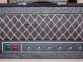 Vox Concert 100 top, geproduceerd bij Audio Factors 1987-1989. Vermogen 100 watt buizen RMS. Te gebruiken met 2 gestapelde 4*12 inch cabinets als Marshall. Deze types zijn van weinig betekenis voor de sound van The Shadows.