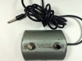 1965-1966 Vox 2 button footswitch met T(remolo) en M(iddle range Boost). Voor Pacemaker Solid State.